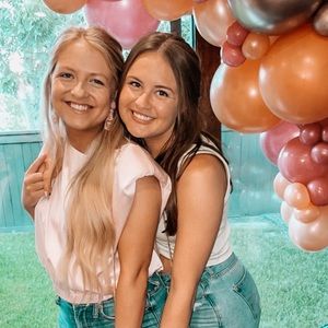 Meet your Posher, Kaitlin